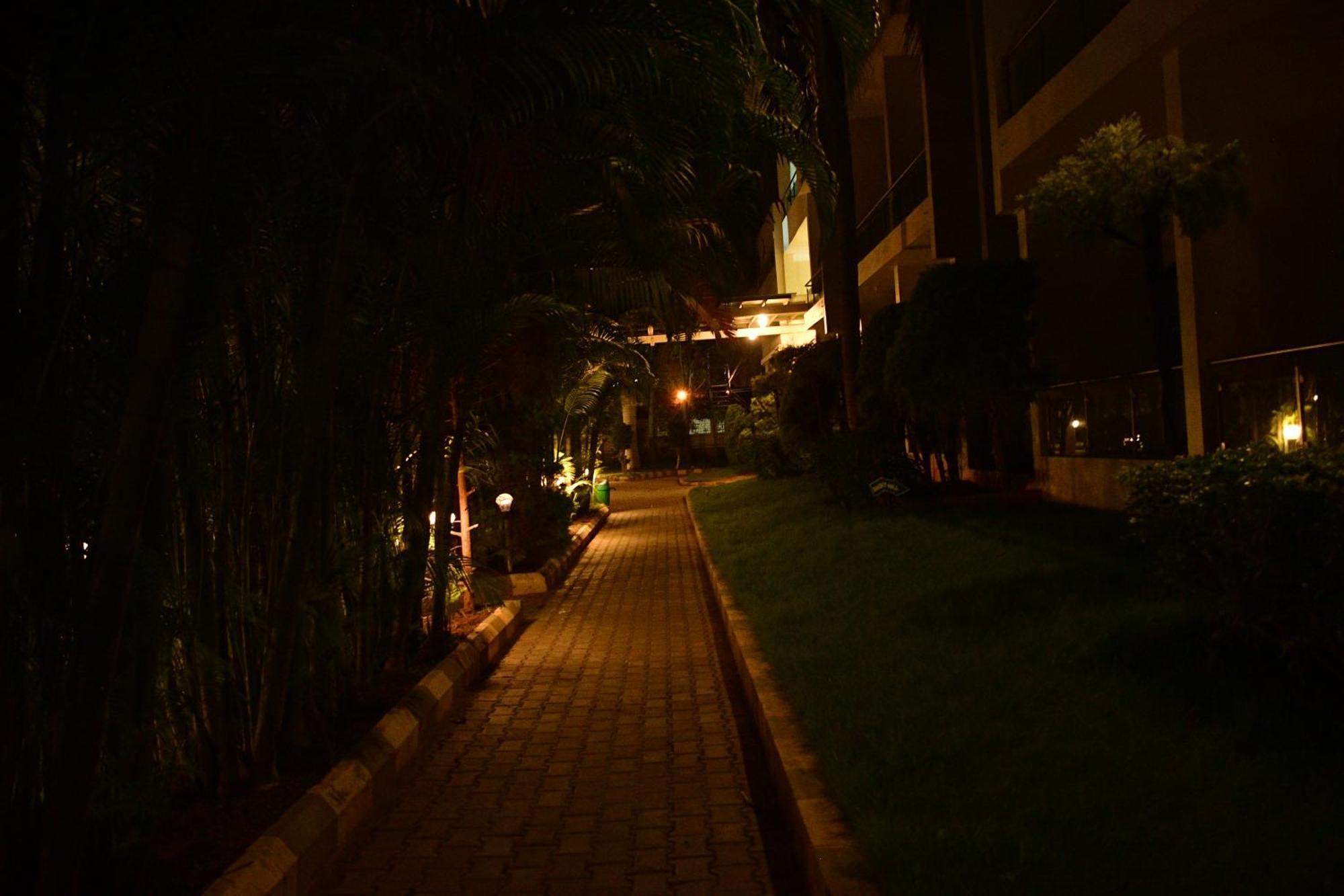 Nijaguna Resorts Chamrajnagar Экстерьер фото